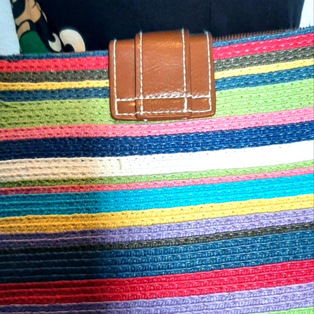 Multi-colored purse - Picture 3 of 5